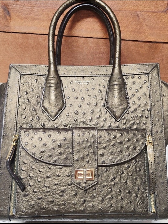 henri bendel Handbags - Henri Bendel ostrich Rivington Convertible Tote